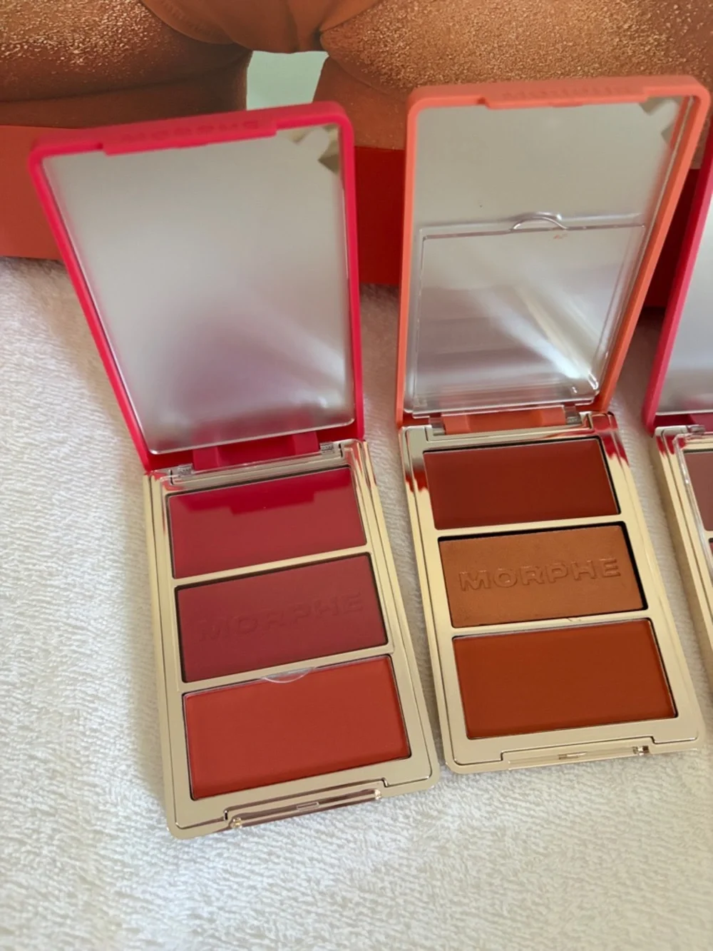 4 x Morphe Cheek Thrills  Island Blush Quartet - Pink, Coral, Peach, Mauve - Picture 2 of 6
